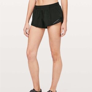 lululemon hotty hot short